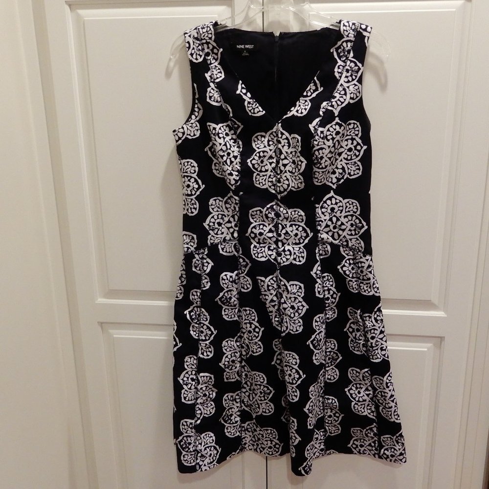 Nine West navy/white sheath dress